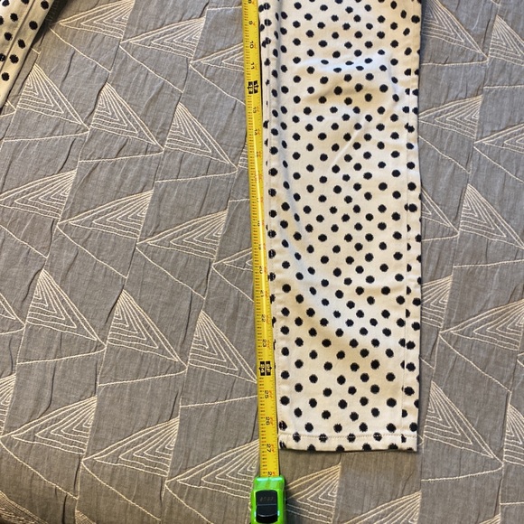 Polka dot skinny jeans NWOT. - Picture 8 of 8